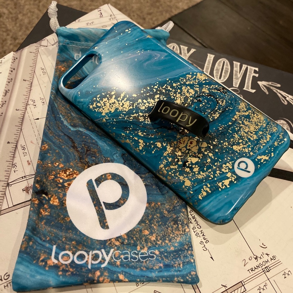 iPhone 7 Plus Loopy Case